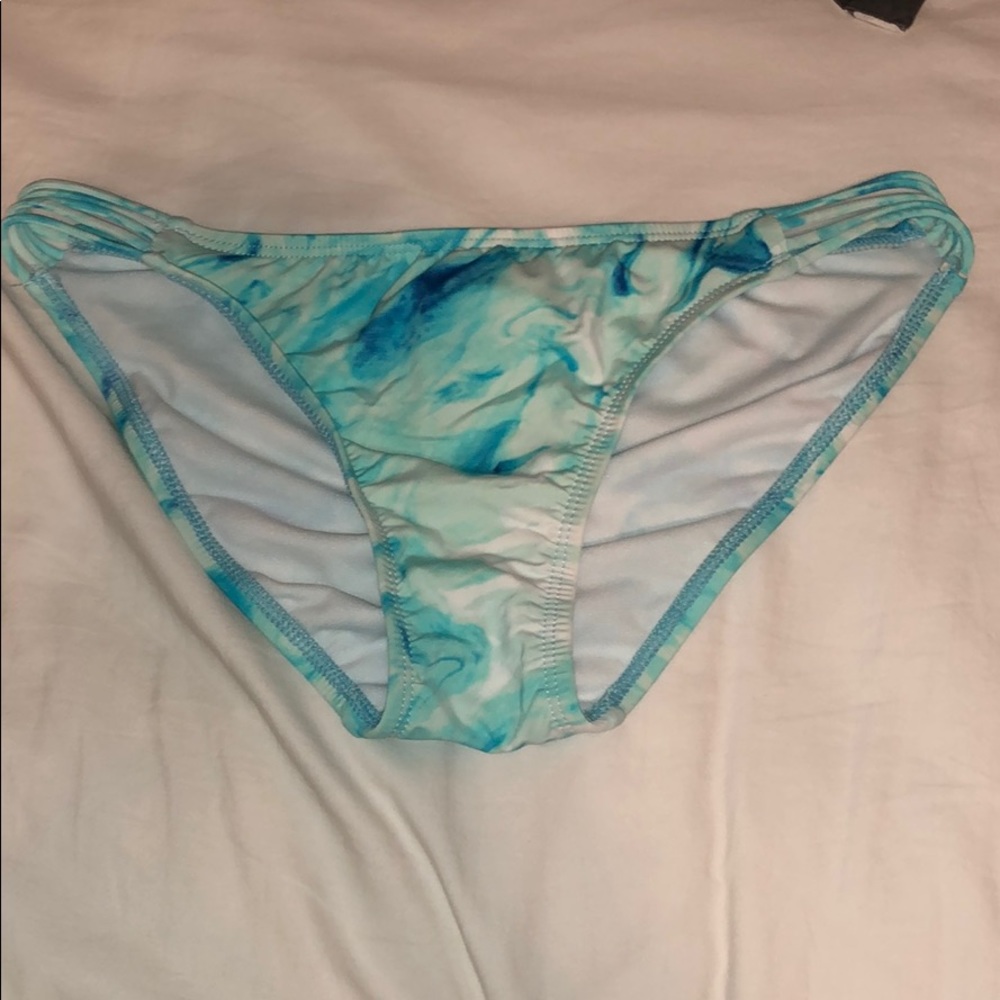 NWOT Pura Vida Blue Bikini Bottom